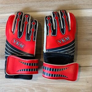 Size 5 Red and Black soccer Gloves